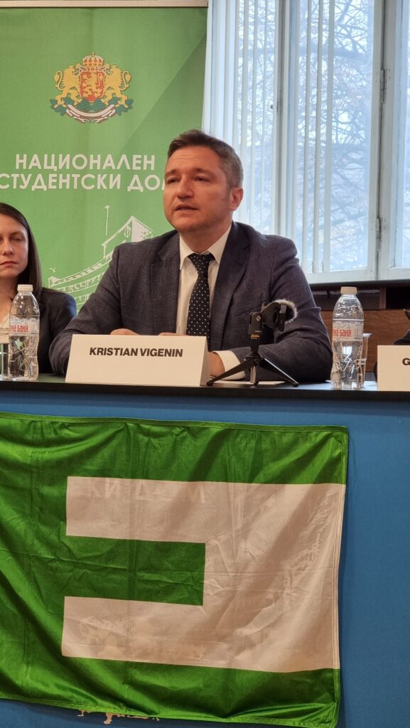 20251213 110624 - UEF