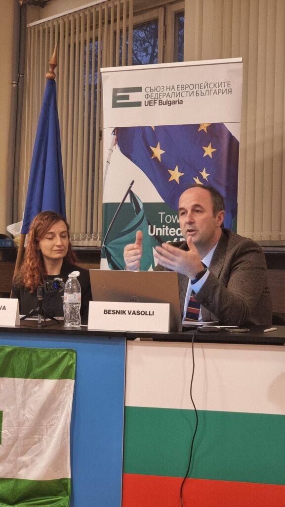 20251213 171323 - UEF